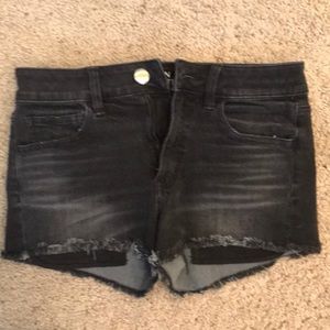 American Eagle Black High Waisted shorts